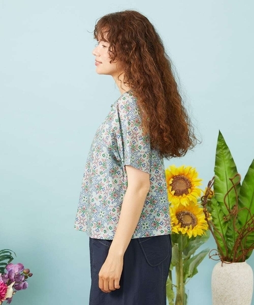 Jocomomola（ホコモモラ）の「【接触冷感】Solana プリントカットソープルオーバー（Tシャツ/カットソー・レディース・ブラック/ダークインディゴブルー・40）」の5枚目の写真