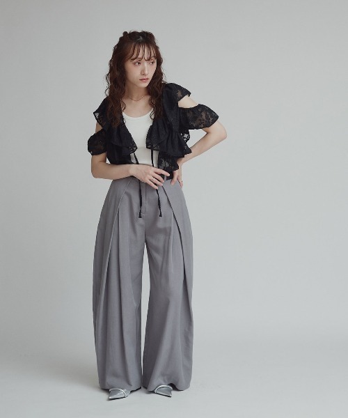 W:Huku(フーク)の「【W:Huku / ジャガードレース】フリルカラー ショート丈 ボレロ(カーディガン/ボレロ・レディース・オフホワイト/ブラック/ライトグレー・M/L)」の12枚目の写真