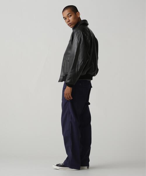 AVIREX(アヴィレックス)の「A-2 FLIGHT JACKET ANTIQUE LAMB / A-2 フライトジャケット アンティークラム / AVIREX / アヴィレックス(ミリタリージャケット・メンズ・ブラック・38/36)」の3枚目の写真