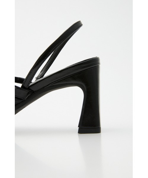 SLY(スライ)の「TINY SQUARE MARY JANE SANDAL タイニースクエアメリージェーンサンダル(サンダル・レディース・ブラック/バーガンディー・SMALL/MEDIUM/LARGE)」の10枚目の写真