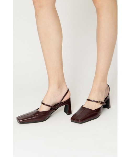 SLY(スライ)の「TINY SQUARE MARY JANE SANDAL タイニースクエアメリージェーンサンダル(サンダル・レディース・ブラック/バーガンディー・SMALL/MEDIUM/LARGE)」の19枚目の写真