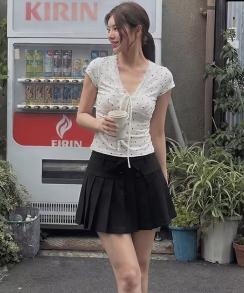 AsheKsha（アシクシャ）の「ドット柄レースのVネックトップス（Tシャツ/カットソー・レディース・ホワイト・M）」の18枚目の写真