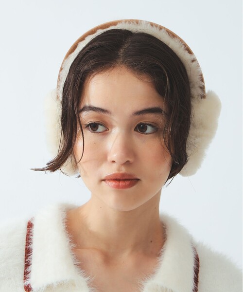 UGG(アグ)の「【WEB限定】UGG(R) / W SHEEPSKIN EMBROIDERY EARMUFF(イヤーマフ・レディース・ブラック/ブラウン系その他3・ONE SIZE)」の6枚目の写真