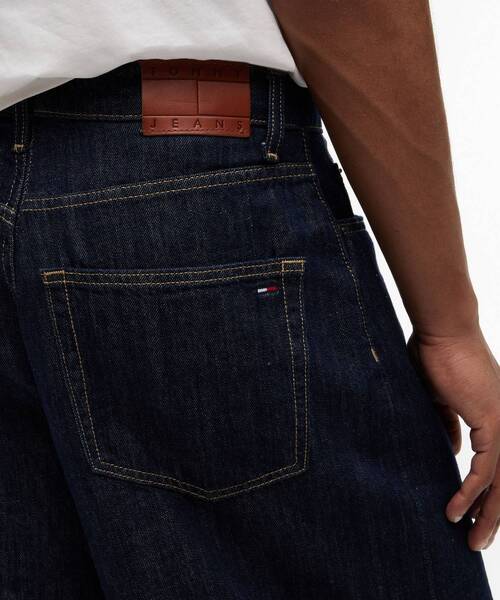 tommy jeans(トミー ジーンズ)の「バギーデニムショーツ(デニムパンツ・メンズ・ブルー・30inch/34inch/36inch/32inch/28inch)」の3枚目の写真