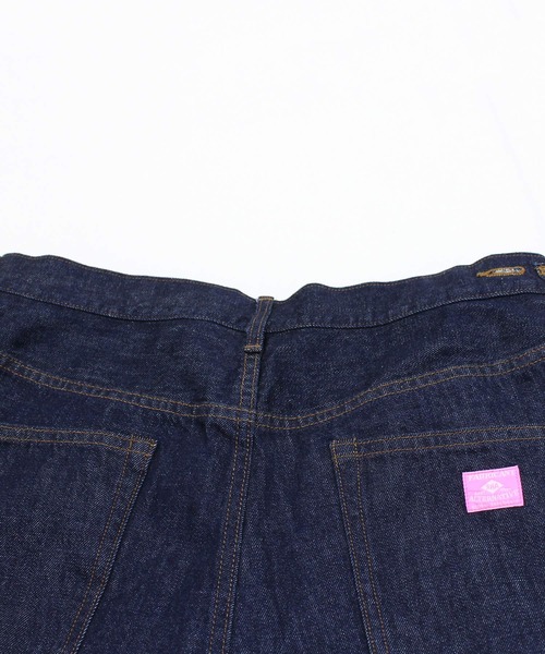RNA(アールエヌエー)の「R4488 イージーBIGパンツ(デニムパンツ・レディース・ワンウォッシュ・MEDIUM)」の16枚目の写真