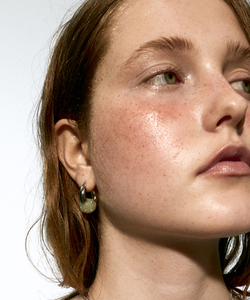 NFF（エヌエフエフ）の「lollipop hoop earrings-green（ピアス（両耳用）・レディース・その他・FREE）」の2枚目の写真