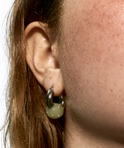 NFF（エヌエフエフ）の「lollipop hoop earrings-green（ピアス（両耳用）・レディース・その他・FREE）」の3枚目の写真