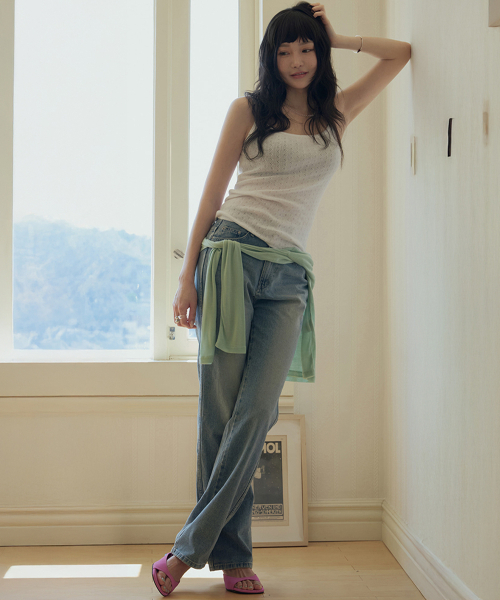 MORVE13(モルブ13)の「ブリーズキャットブラシストレートデニム(デニムパンツ・レディース・ブルー系その他・SMALL/MEDIUM/LARGE)」の3枚目の写真