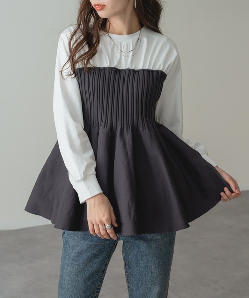 refinedworks(リファインドワークス)の「【refinedworks】ビスチェ風 ドッキング ペプラム トップス(Tシャツ/カットソー・レディース・チャコールグレー/ホワイト・FREE)」の2枚目の写真