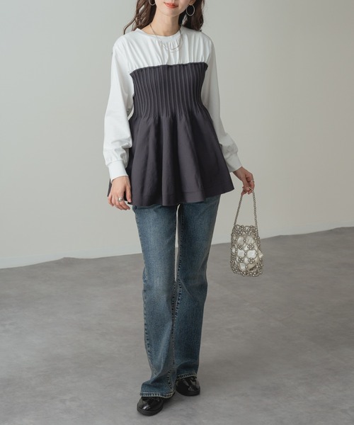 refinedworks(リファインドワークス)の「【refinedworks】ビスチェ風 ドッキング ペプラム トップス(Tシャツ/カットソー・レディース・チャコールグレー/ホワイト・FREE)」の6枚目の写真