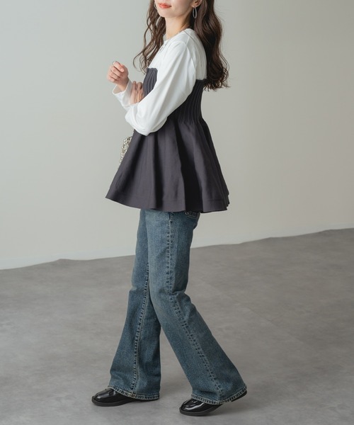 refinedworks(リファインドワークス)の「【refinedworks】ビスチェ風 ドッキング ペプラム トップス(Tシャツ/カットソー・レディース・チャコールグレー/ホワイト・FREE)」の13枚目の写真