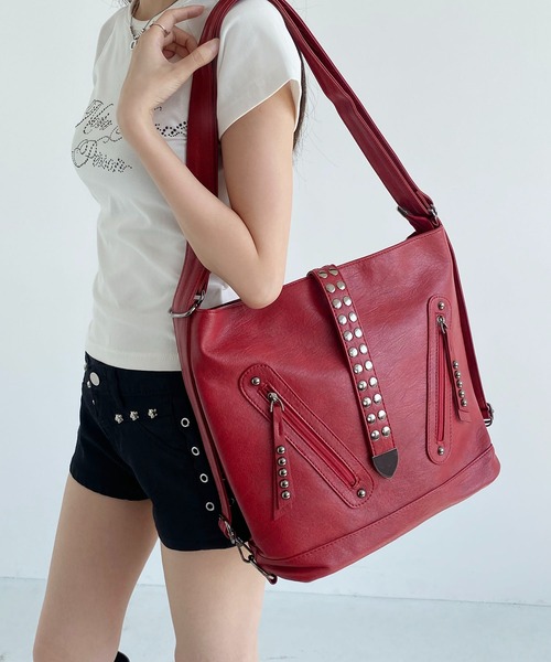 LA VORAGINE(ラ ヴォラジネ)の「3WAYドットスタッズショルダーバッグ/リュックトートバッグ(トートバッグ・レディース・Red/GRAY/Black/BROWN・FREE)」の4枚目の写真