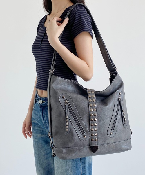 LA VORAGINE(ラ ヴォラジネ)の「3WAYドットスタッズショルダーバッグ/リュックトートバッグ(トートバッグ・レディース・Red/GRAY/Black/BROWN・FREE)」の20枚目の写真