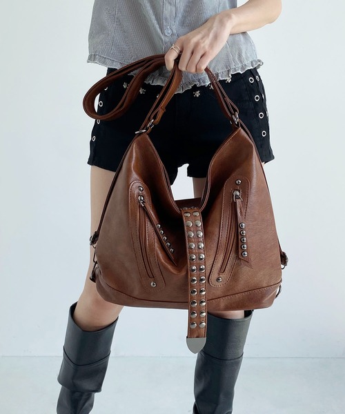 LA VORAGINE(ラ ヴォラジネ)の「3WAYドットスタッズショルダーバッグ/リュックトートバッグ(トートバッグ・レディース・Red/GRAY/Black/BROWN・FREE)」の18枚目の写真