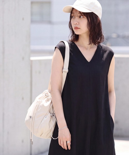THE NORTH FACE(ザノースフェイス)の「【THE NORTH FACE/ザノースフェイス】BONNEY BUCKET BAG MINI / ボニー バケットバッグ ミニ ショルダーバッグ(ショルダーバッグ・レディース・クリーム/ブラック・FREE)」の7枚目の写真