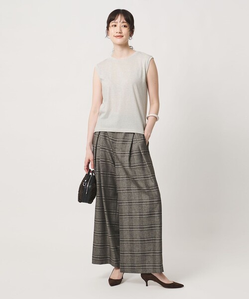 UNITED ARROWS(ユナイテッドアローズ)の「ラメ テンジク ノースリーブ カットソー(Tシャツ/カットソー・レディース・ゴールド/シルバー/ダークグレー・FREE)」の11枚目の写真
