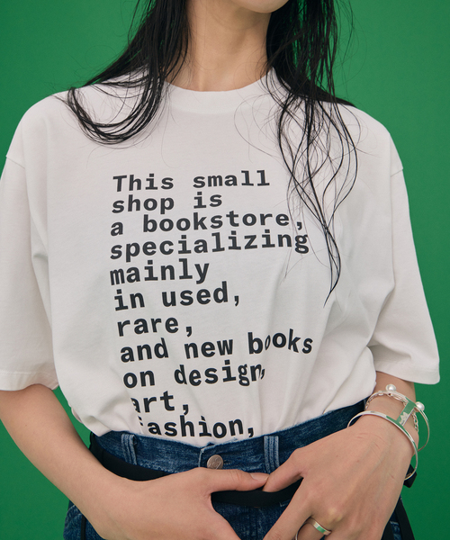 LOOSE JOINTS(ルーズジョインツ)の「LOOSE JOINTS FROTSAMBOOKS S' S/S Tシャツ(Tシャツ/カットソー・レディース・ブラック/ホワイト・MEDIUM)」の2枚目の写真