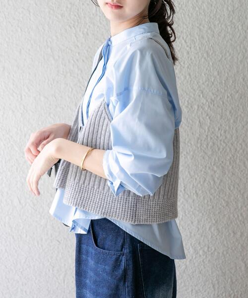 ITEMS URBANRESEARCH(アイテムズ アーバンリサーチ)の「ニットキャミソールレイヤードブラウス(シャツ/ブラウス・レディース・ベージュ/ライトブルー・FREE)」の3枚目の写真