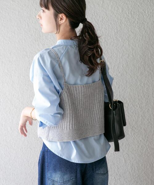 ITEMS URBANRESEARCH(アイテムズ アーバンリサーチ)の「ニットキャミソールレイヤードブラウス(シャツ/ブラウス・レディース・ベージュ/ライトブルー・FREE)」の4枚目の写真