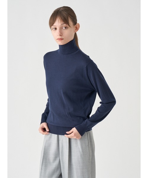 JOHN SMEDLEY(ジョンスメドレー)の「タートルネック長袖ニットプルオーバー(ニット/セーター・レディース・ダークネイビー・S)」の2枚目の写真