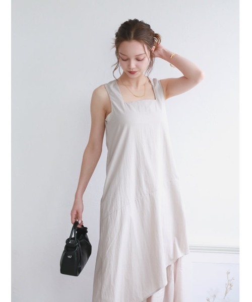 fifth(フィフス)の「ポケット付きレイヤードデザインロングワンピース(ワンピース・レディース・ブラック/ライトベージュ・M)」の8枚目の写真
