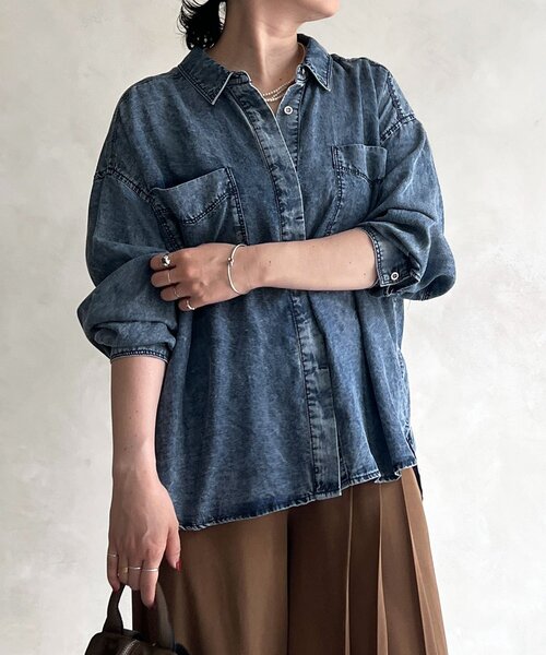 un dix cors(アンディコール)の「パウダーデニムラウンドシャツ(シャツ/ブラウス・レディース・サックスブルー/インディゴブルー/ブラック・FREE)」の12枚目の写真