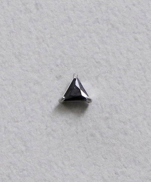 Zoule(ゾーラ)の「Zoule ゾーラ:First pierce ファーストピアス FPZ-7 ピアス(ピアス(片耳用)・レディース・クリア/ブラック/レッド・FREE)」の2枚目の写真