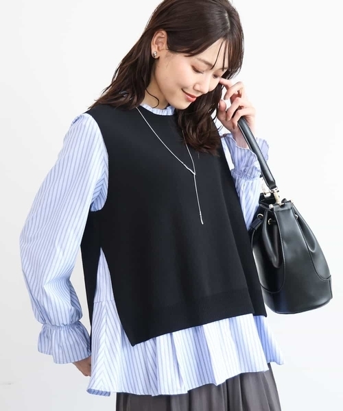MK MICHEL KLEIN（エムケーミッシェルクラン）の「[洗える]フリルハイネックブラウス×ニットベスト ツインセット（シャツ/ブラウス・レディース・ブラック/ブラウン・38）」の2枚目の写真