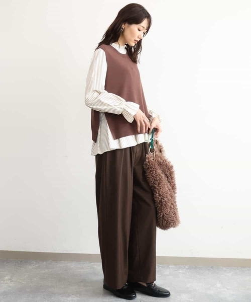 MK MICHEL KLEIN（エムケーミッシェルクラン）の「[洗える]フリルハイネックブラウス×ニットベスト ツインセット（シャツ/ブラウス・レディース・ブラック/ブラウン・38）」の21枚目の写真