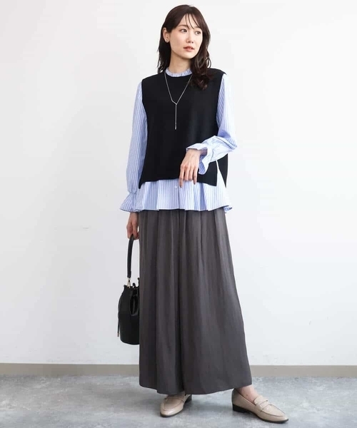 MK MICHEL KLEIN（エムケーミッシェルクラン）の「[洗える]フリルハイネックブラウス×ニットベスト ツインセット（シャツ/ブラウス・レディース・ブラック/ブラウン・38）」の20枚目の写真