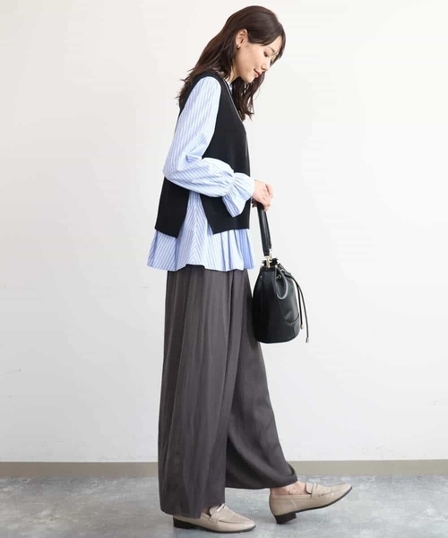 MK MICHEL KLEIN（エムケーミッシェルクラン）の「[洗える]フリルハイネックブラウス×ニットベスト ツインセット（シャツ/ブラウス・レディース・ブラック/ブラウン・38）」の14枚目の写真