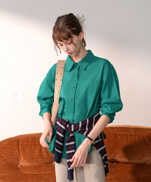 PIGMENT（ピグメント）の「[デイリー]カラーボクシーシャツ (KYNB2608001)（シャツ/ブラウス・レディース・レッド/ブルー/グリーン/アイボリー/クリーム・FREE）」の6枚目の写真