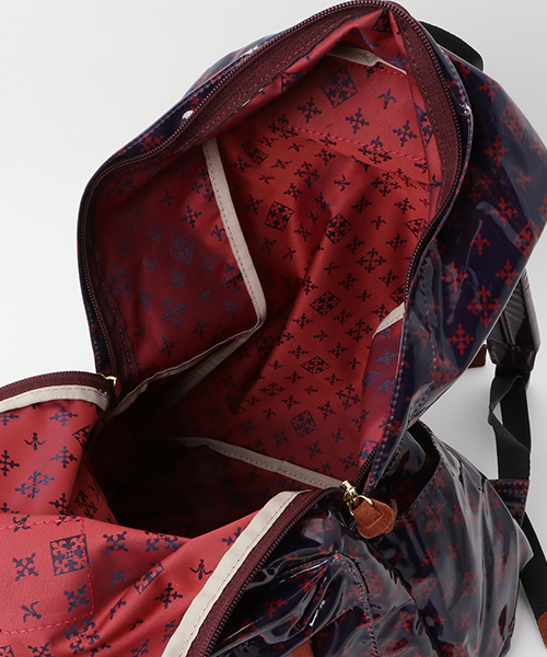 Daily russet（デイリー ラシット）の「ツルツルリュックサック/バッグ