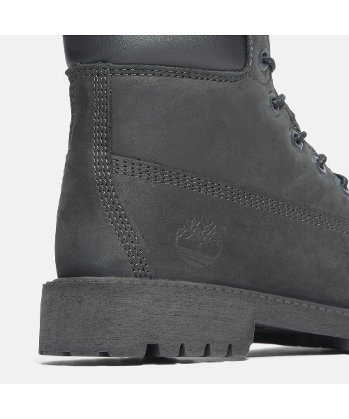 Timberland（ティンバーランド）の「【定番】6インチ プレミアム ウォータープルーフ ブーツ ジュニア（ブーツ・キッズ・ブラック・24.0cm/22.5cm/23.0cm/23.5cm）」の2枚目の写真