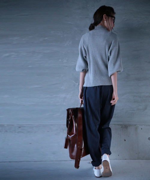 antiqua(アンティカ)の「ストライプサルエルパンツ(その他パンツ・レディース・ネイビー・M)」の6枚目の写真