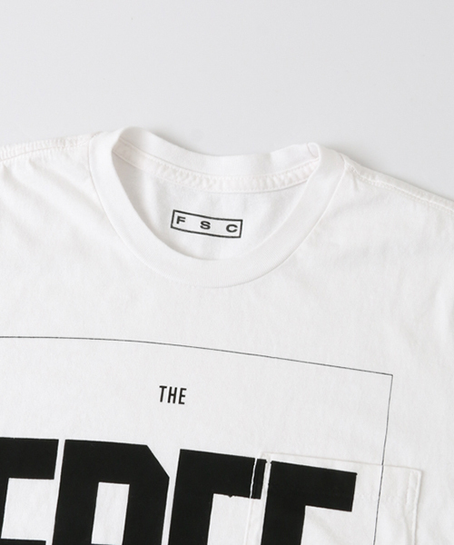FREEMANS SPORTING CLUB(フリーマンズ スポーティング クラブ)の「Freemans Sporting Club LOGO TEE(Tシャツ/カットソー・メンズ・ホワイト・X-SMALL/SMALL/MEDIUM)」の5枚目の写真