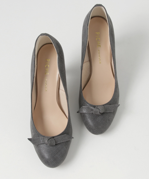 PICHE ABAHOUSE（ピシェ アバハウス）の「リボンスカラップパンプス（パンプス・レディース・ブラック/レッド/ダークグレー・39/36/37/38/35/40/34）」の15枚目の写真