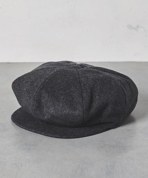 KIJIMA TAKAYUKI(キジマ タカユキ)の「<KIJIMA TAKAYUKI(キジマ タカユキ)> CASQUET(キャスケット・メンズ・ブラック/グレー・3/2)」の1枚目の写真