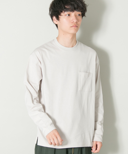 URBAN RESEARCH（アーバンリサーチ）の「ComfortLooseLong-Sleeve T-shirts（Tシャツ/カットソー・メンズ・ベージュ/グリーン/ホワイト/ライトグレー/ピンク・LARGE/MEDIUM）」の3枚目の写真