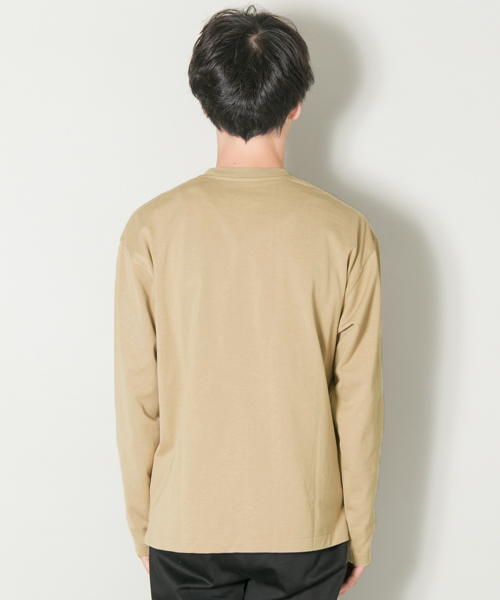 URBAN RESEARCH（アーバンリサーチ）の「ComfortLooseLong-Sleeve T-shirts（Tシャツ/カットソー・メンズ・ベージュ/グリーン/ホワイト/ライトグレー/ピンク・LARGE/MEDIUM）」の16枚目の写真