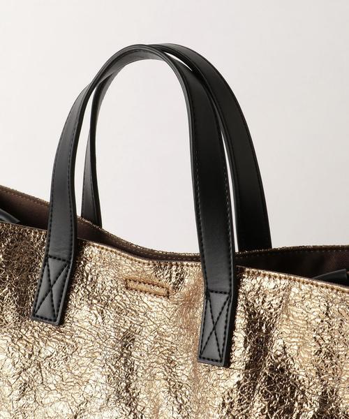 BEAUTY&YOUTH UNITED ARROWS（ビューティーアンドユースユナイテッドアローズ）の「BY メタリックフェイクレザー スクエアトートバッグ ◆（トートバッグ・レディース・その他1/シルバー・FREE）」の8枚目の写真