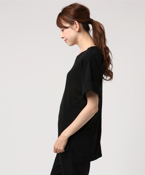 classicalelf(クラシカルエルフ)の「柔らか素材の袖口ロールアップニットソー(半袖)(Tシャツ/カットソー・レディース・ブラック/ネイビー/オフホワイト/杢グレー/ホワイト×ネイビー・MEDIUM/LARGE/X-LARGE/XX-LARGE)」の7枚目の写真