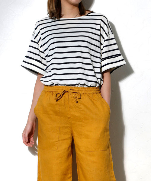 classicalelf(クラシカルエルフ)の「柔らか素材の袖口ロールアップニットソー(半袖)(Tシャツ/カットソー・レディース・ブラック/ネイビー/オフホワイト/杢グレー/ホワイト×ネイビー・MEDIUM/LARGE/X-LARGE/XX-LARGE)」の20枚目の写真