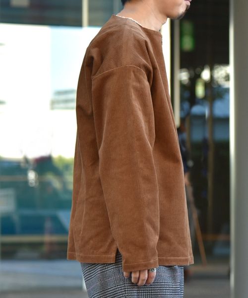 SHIPS（シップス）の「SU: 8W コーデュロイ プルオーバー シャツ（シャツ/ブラウス・メンズ・ブラック/ダークグレー/キャメル・SMALL/MEDIUM/LARGE）」の5枚目の写真