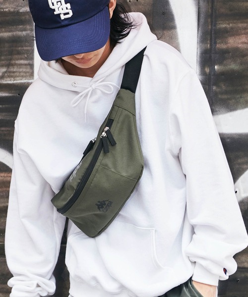 Kappa（カッパ）の「Kappa/カッパ 別注 ウエストバッグ（ボディバッグ/ウエストポーチ・メンズ・ブラック/ベージュ/ネイビー/オリーブ・FREE）」の3枚目の写真