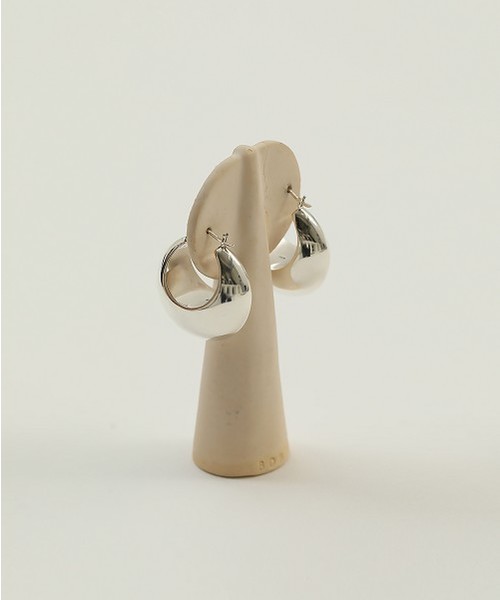 TODAYFUL（トゥデイフル）の「ボリュームフープピアス（ピアス