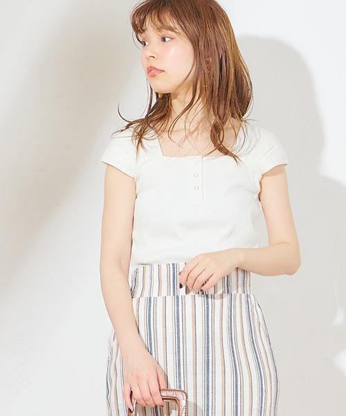 natural couture（ナチュラルクチュール）の「ヘンリーネックガーリーリブタンク（タンクトップ・レディース・ブラック/ベージュ/レッド/アイボリー・FREE）」の7枚目の写真