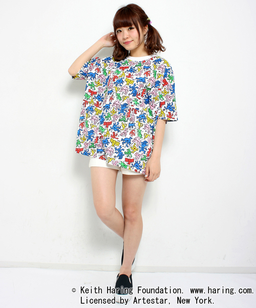 WEGO（ウィゴー）の「WEGO/Keith Haring (キースヘリング) 総柄Tシャツ（Tシャツ/カットソー・メンズ・ホワイト/グレー・MEDIUM/LARGE）」の8枚目の写真