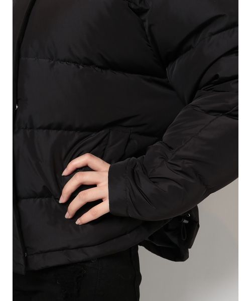 EMODA(エモダ)の「ボリュームフードダウン(ダウンジャケット/コート・レディース・ブラック/ブラウン/カーキ/キャメル・FREE)」の11枚目の写真