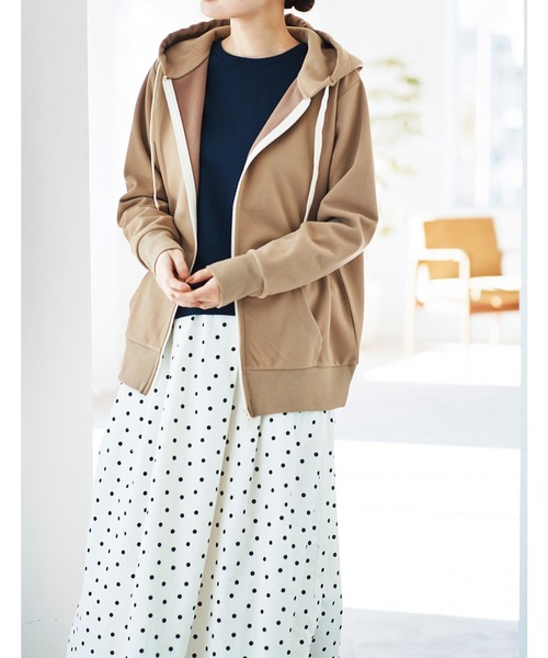 and myera（アンド マイラ）の「ａｎｄ　ｍｙｅｒａ　スエードみたいなパーカー（パーカー・レディース・ベージュ・SMALL/MEDIUM/LARGE/X-LARGE）」の9枚目の写真